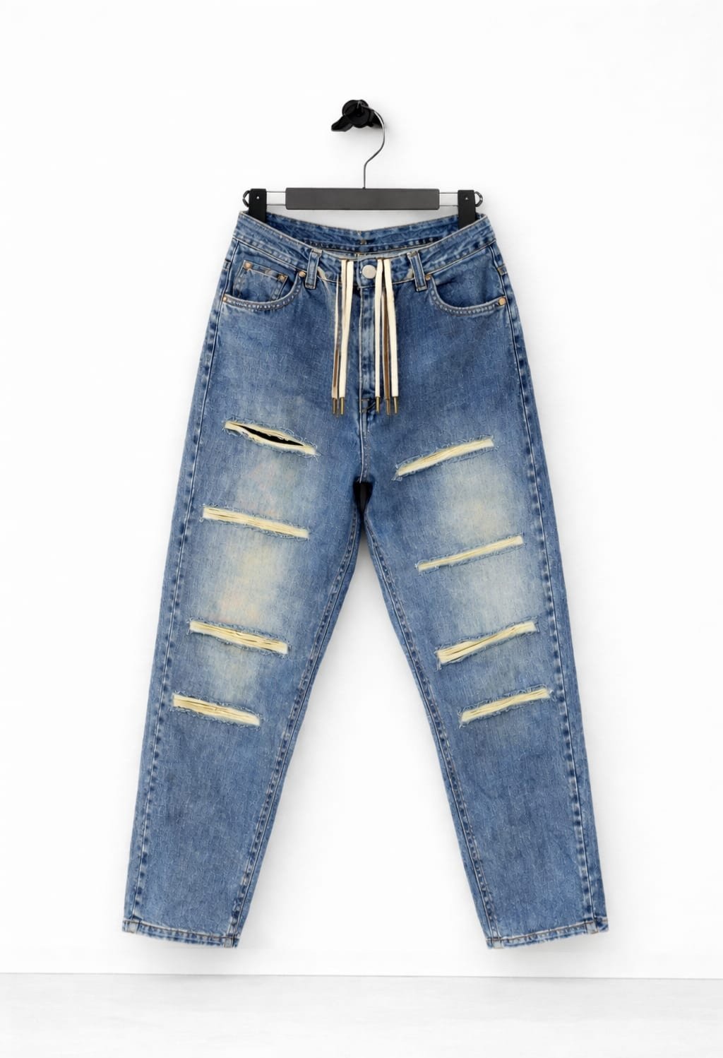 Wear Cutting Jeans